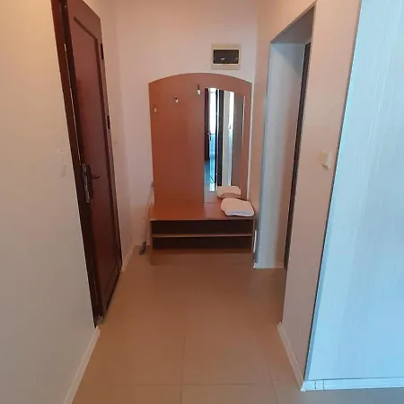 Apartament 2 Gallery With Poolview *