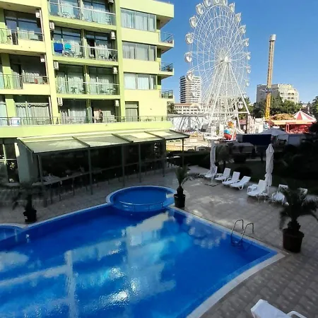 2 Gallery With Poolview サニービーチ